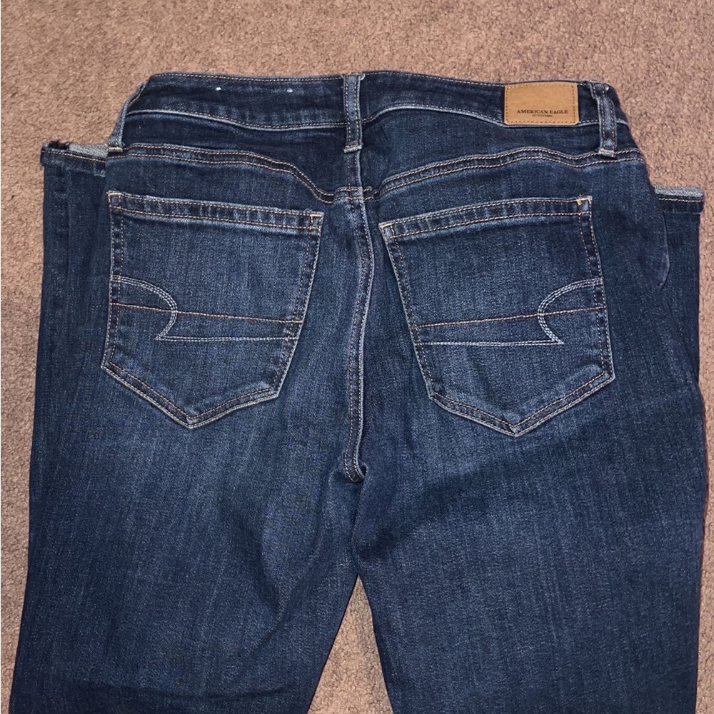 AMERICAN EAGLE JEANS SIZE 6